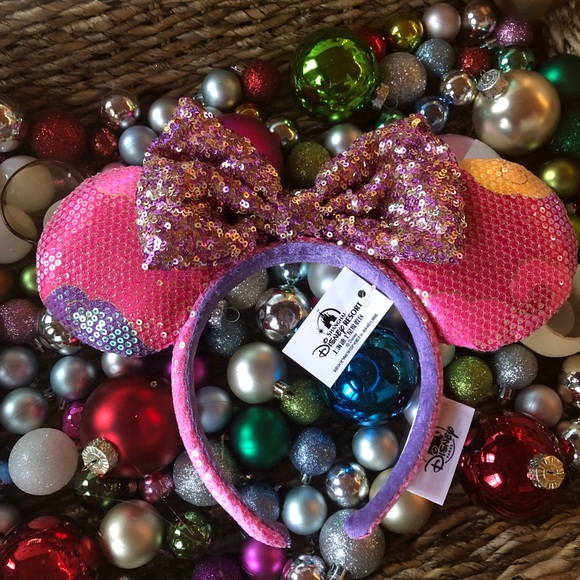 ❄️Disney Parks Exclusive Chinese New Years Minnie Ears - Picture 2 of 7